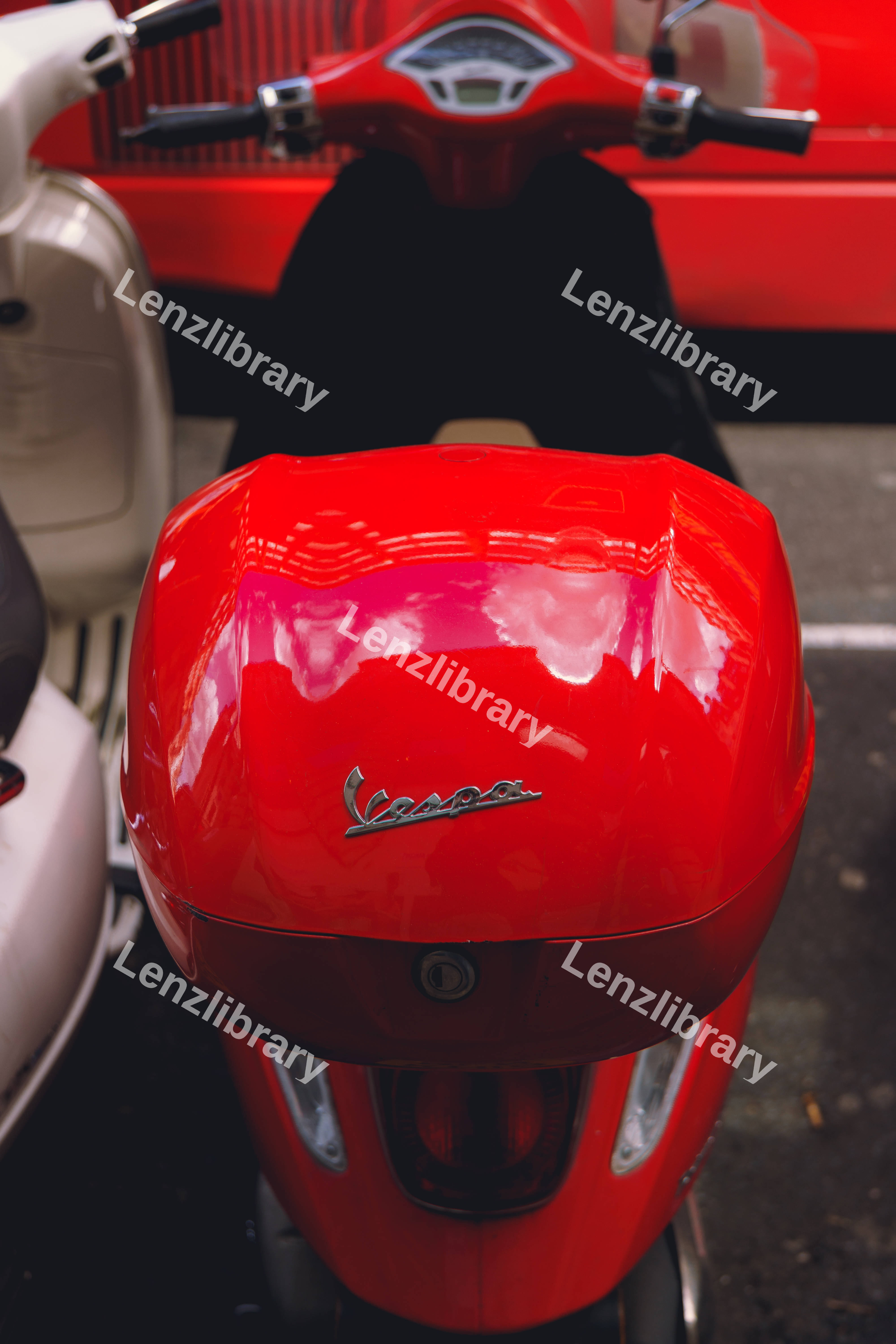 Red Vespa Variation